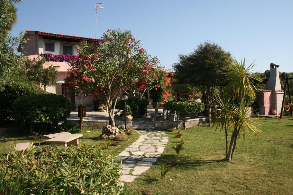 Antico Casolare Sorso-Tourist Rental Habitación foto